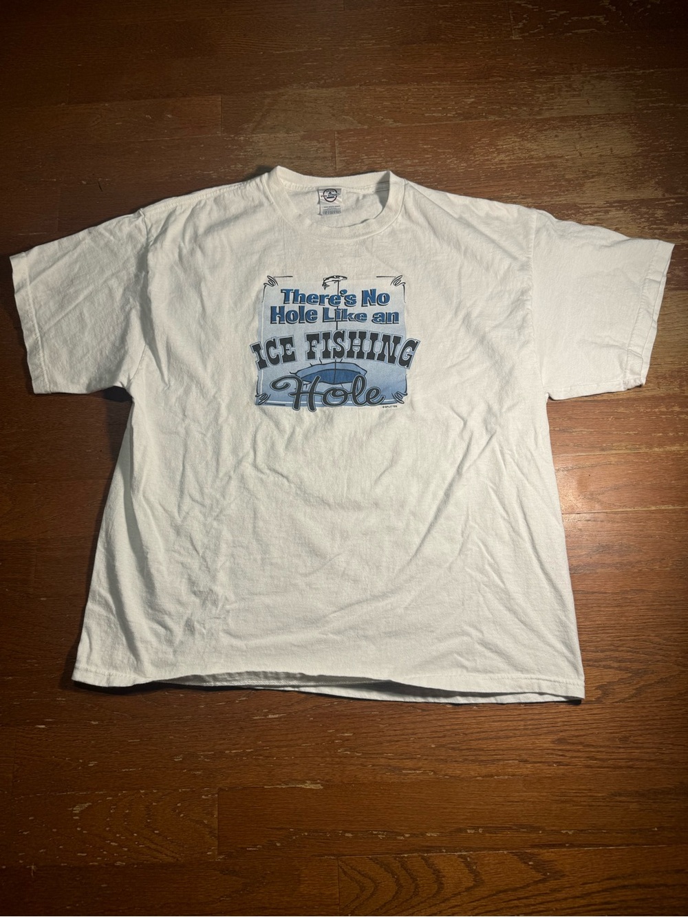 Y2K There’s No Hole Like an Ice Fishing Hole Graphic Tee